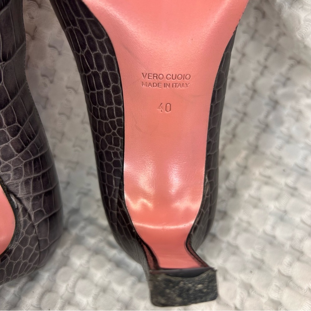 Escada‎ Gray Croc Embossed Leather Pumps | Square Toe Italian Heels | Size 40 - Picture 8 of 11